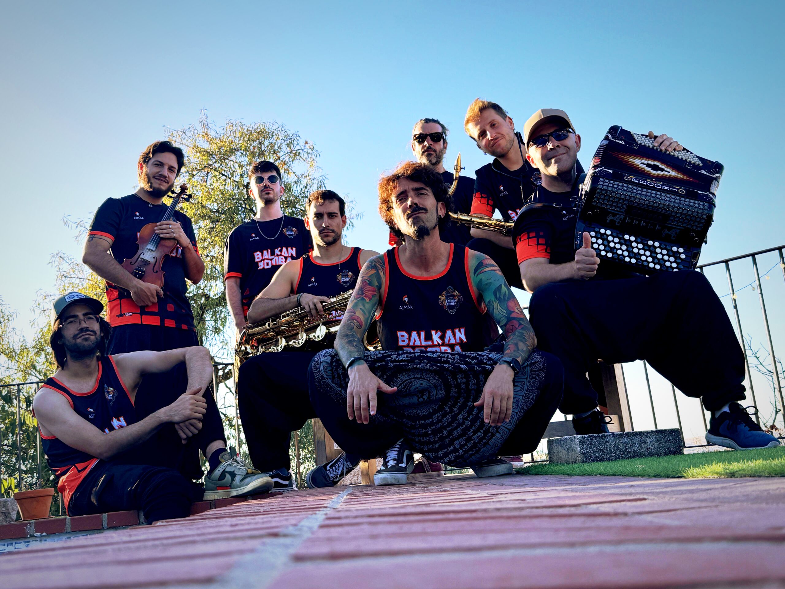 Balkan Bomba - Booking Música y Más